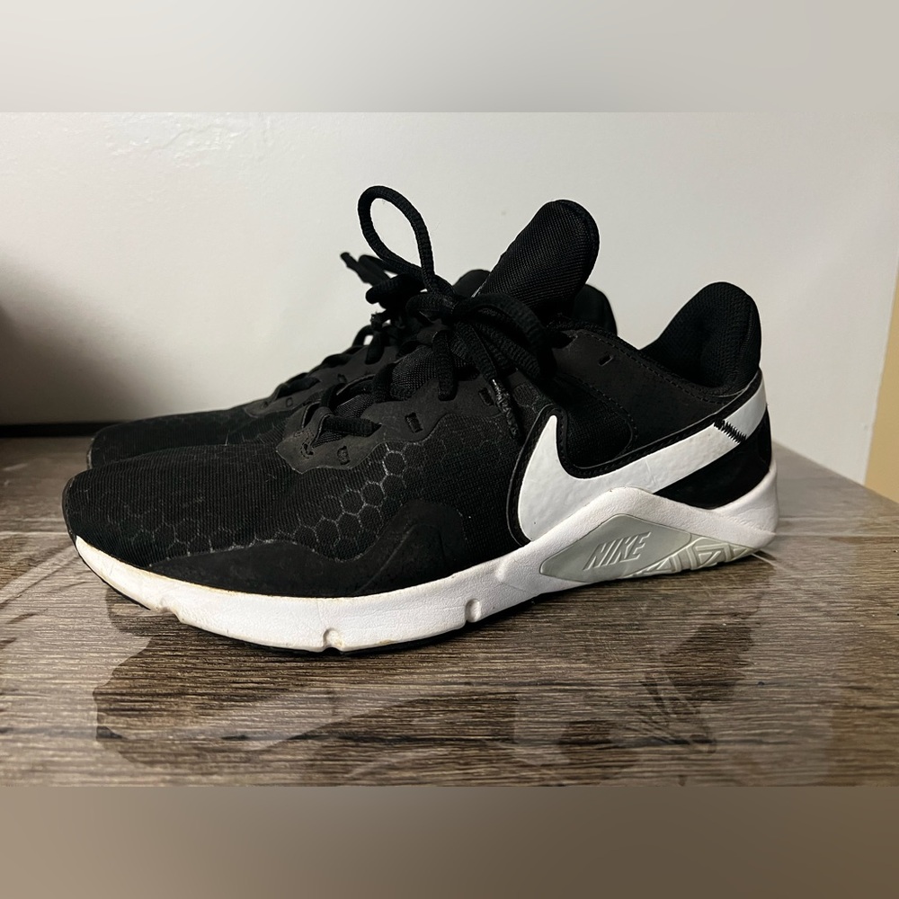 Nike Black and White Athletic Shoes